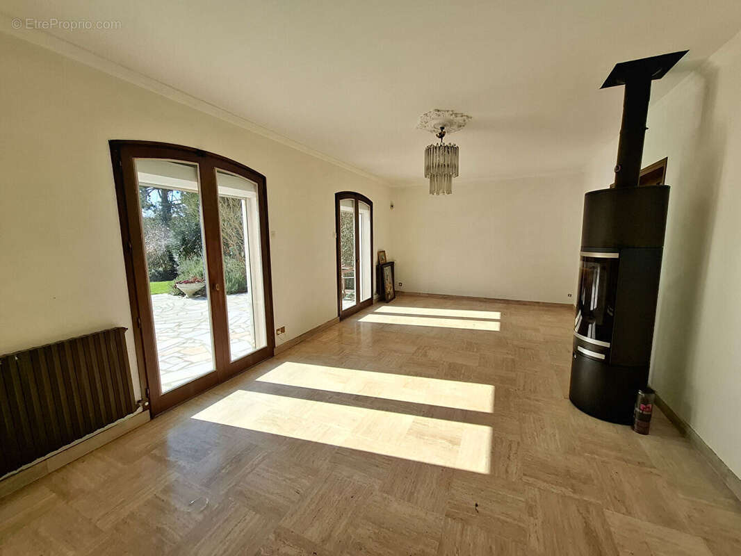 Maison à NOAILLES
