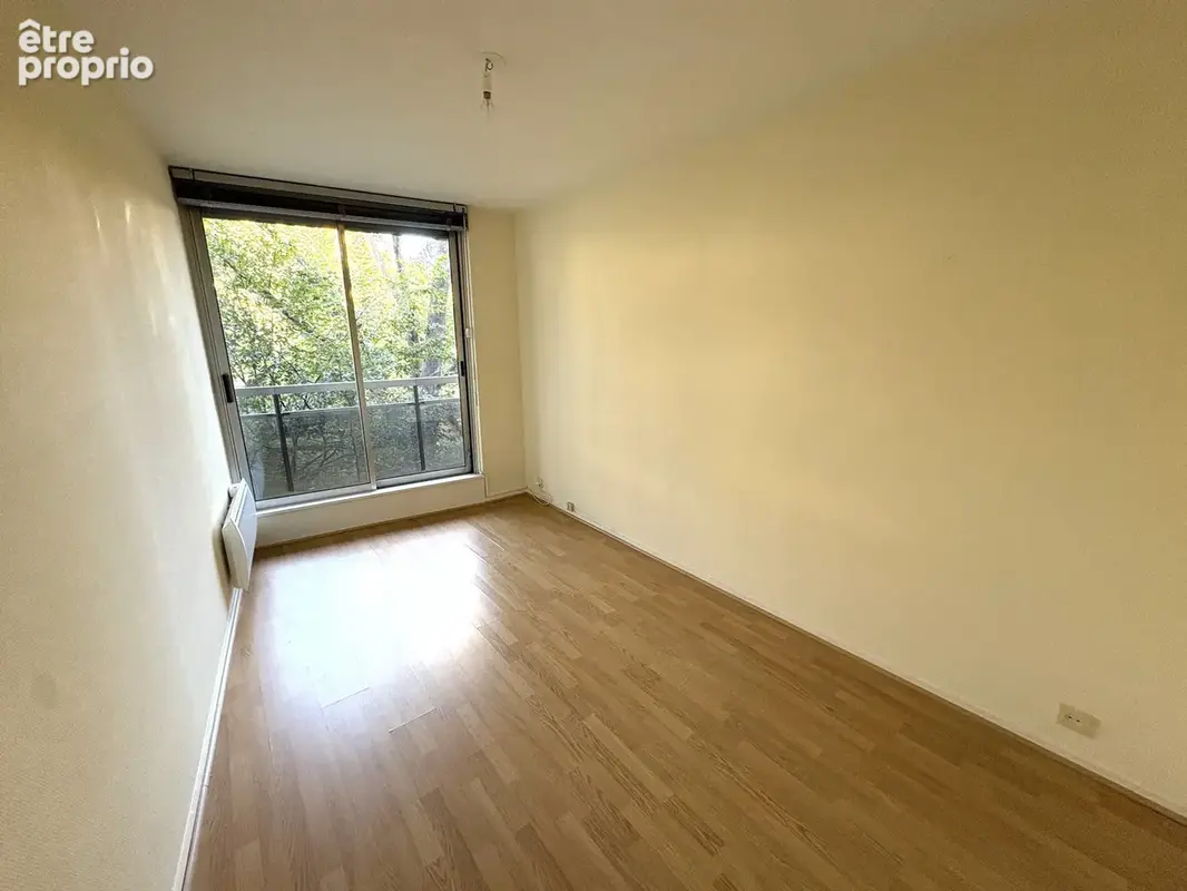 Appartement t3 / balcon / ascenseur / cave / place de parking privative en sous-sol / chamalières - photo 7