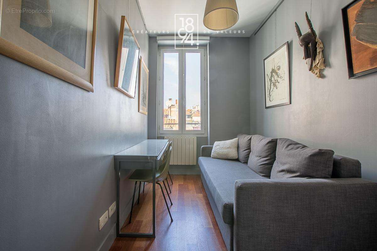 Appartement à MARSEILLE-8E