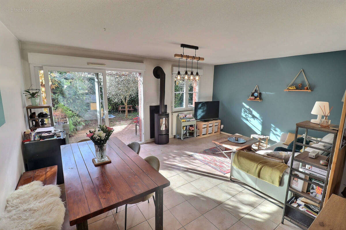 Maison à ANTHY-SUR-LEMAN