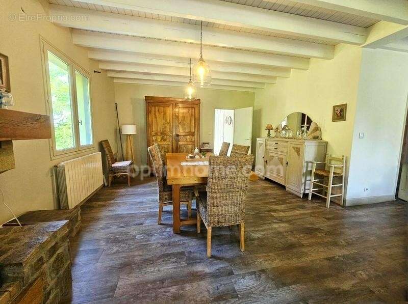 Maison à LA COURONNE
