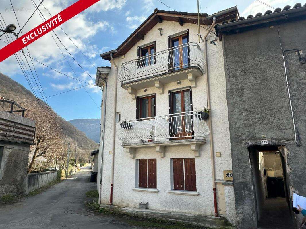 Appartement à VIZILLE