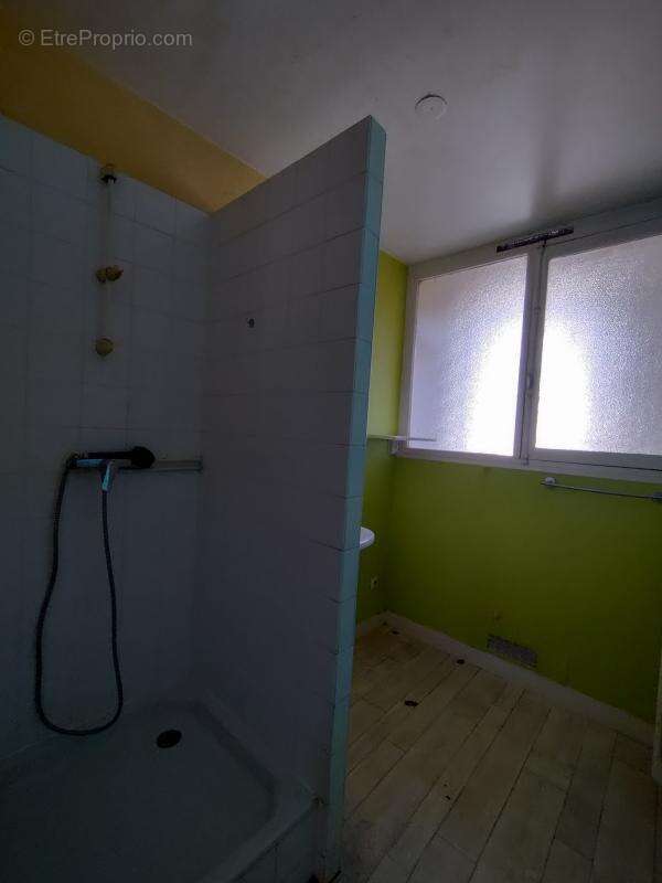 Appartement à MOUY