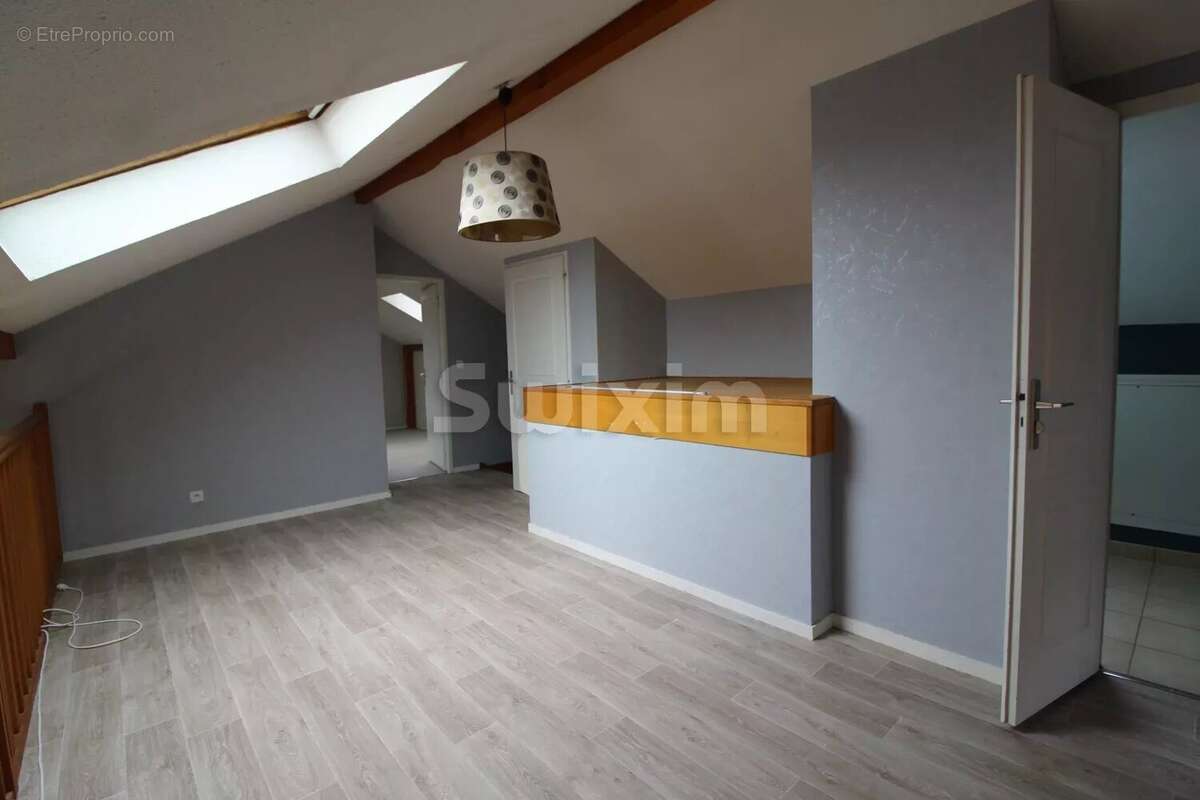 Appartement à AIX-LES-BAINS