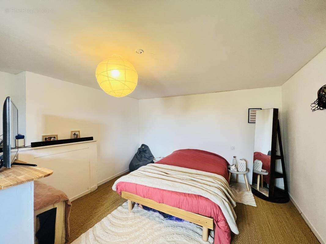 Appartement à SAINT-JUNIEN