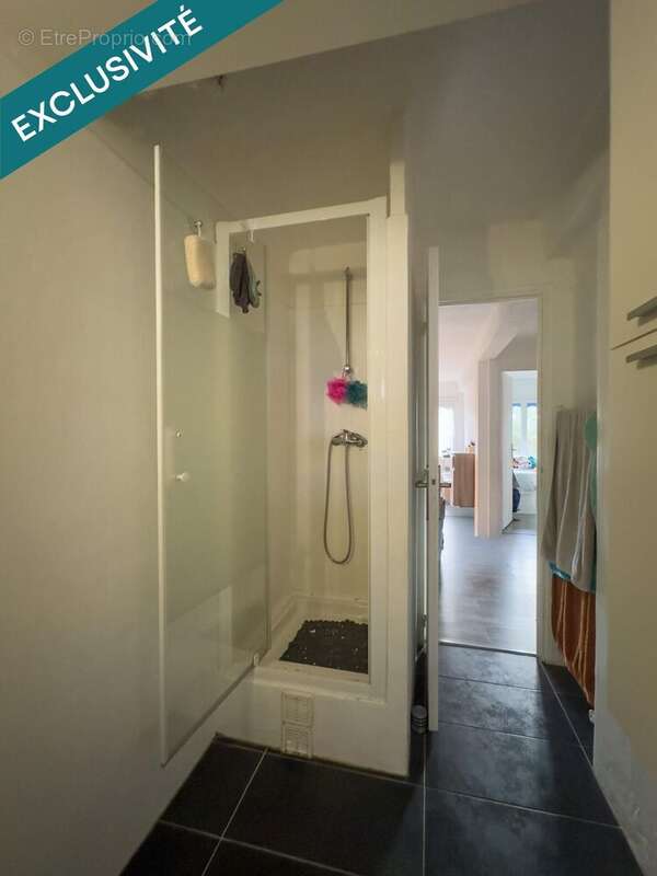 Photo 7 - Appartement à SAINT-LAURENT-DU-VAR