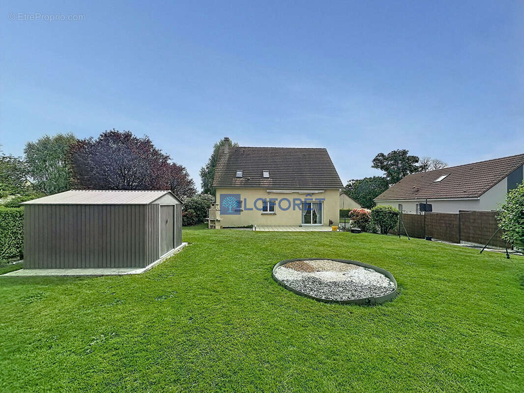 Maison à LA LANDE-PATRY