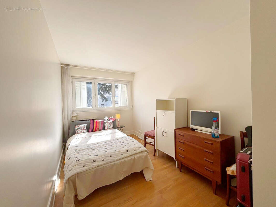 Appartement à MONTROUGE