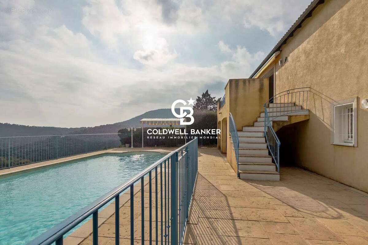 Maison à CAVALAIRE-SUR-MER