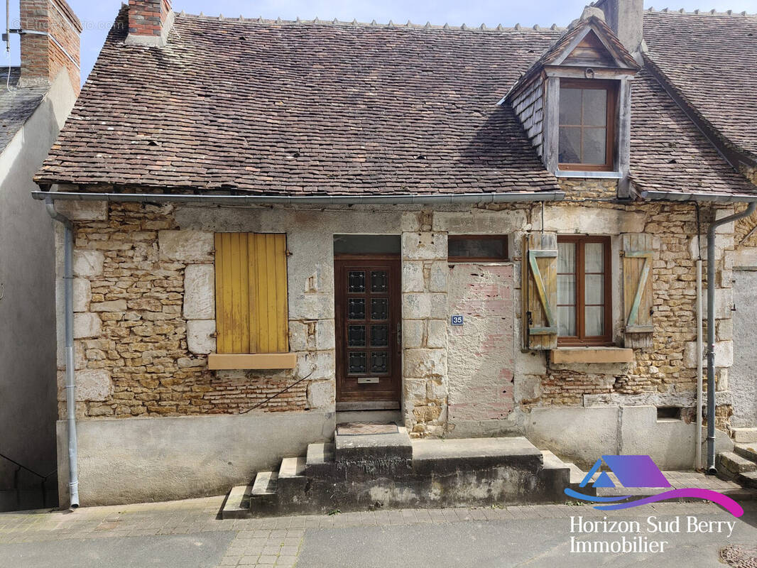 Façade avant - Maison à LA CHATRE