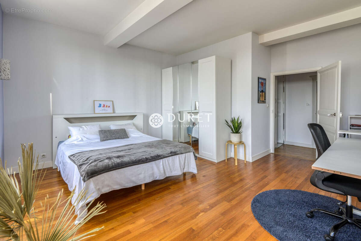 Maison 193 m² à Tillieres  - photo 6