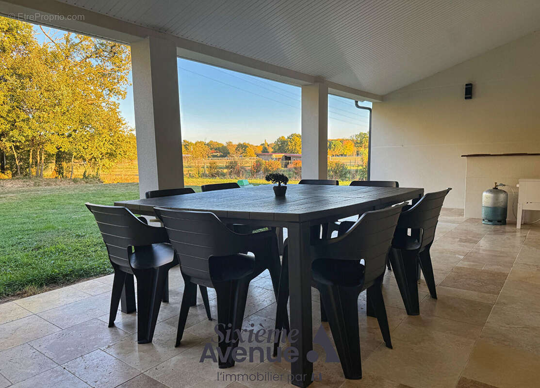 Maison à LES BARTHES