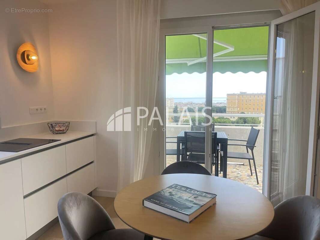 Appartement à NICE