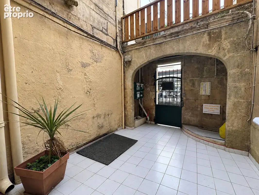 Exclusivité à 20 mètres de la Place Colbert : Appartement T1bis 30m² refait à neuf - photo 5