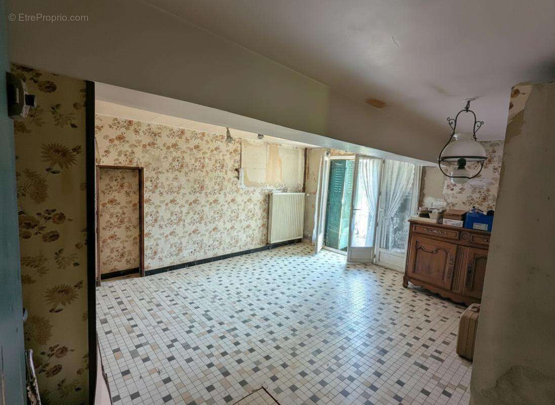 Longère  4 pièces 3 chambres 116 m2 Parcelle de 4568 m2 - photo 4