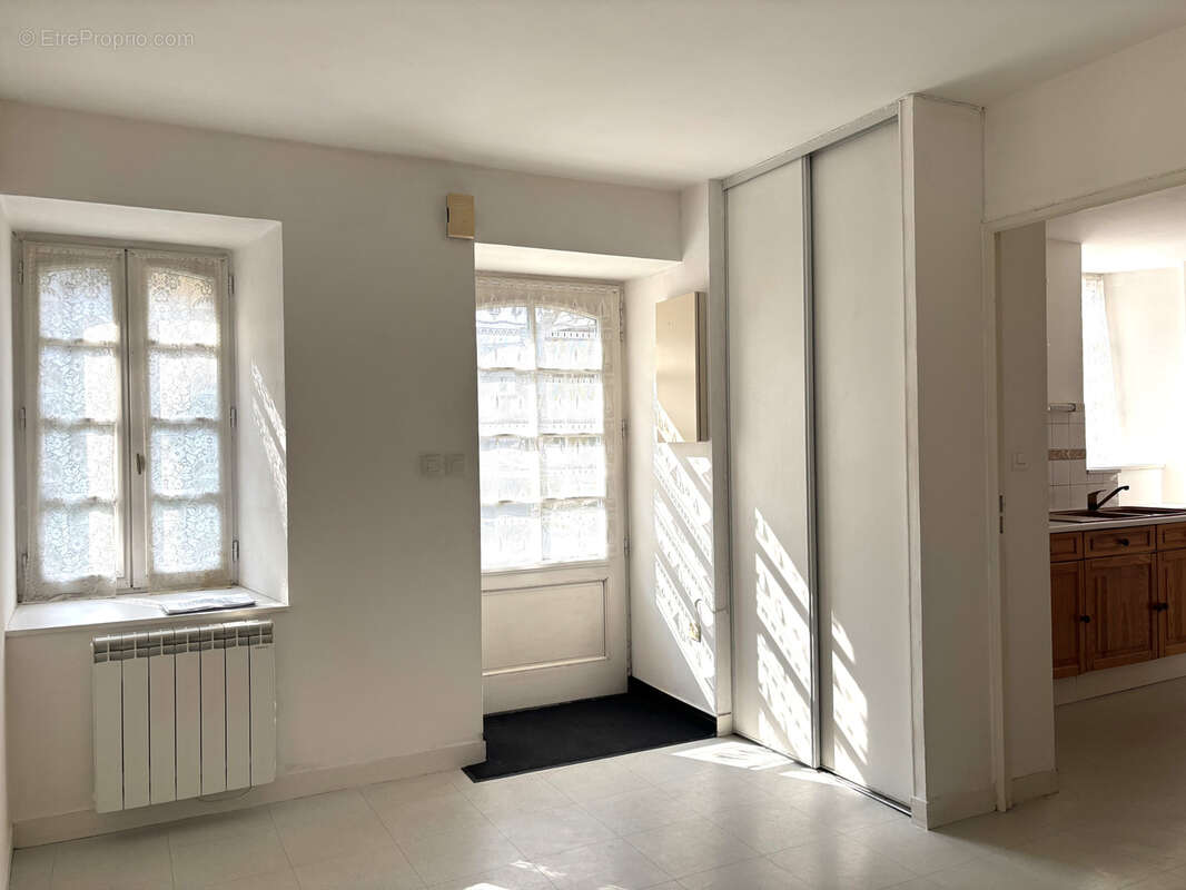 Appartement à SAINT-ERBLON