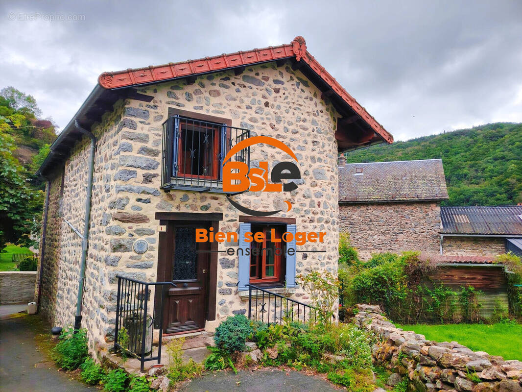 Maison à FERRIERES-SAINT-MARY