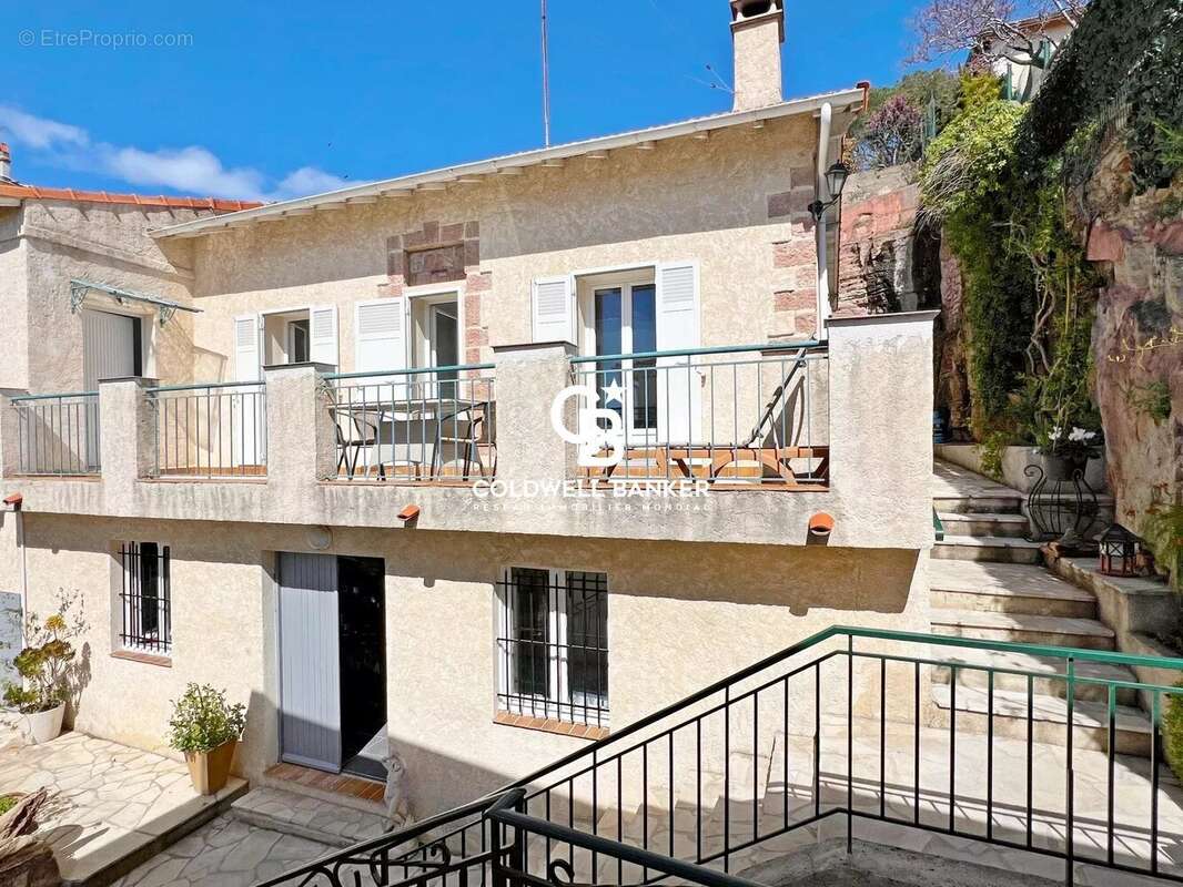 Maison à SAINT-RAPHAEL