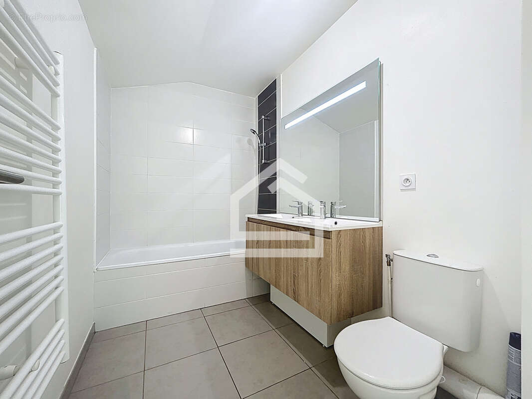 Appartement à LE TAILLAN-MEDOC