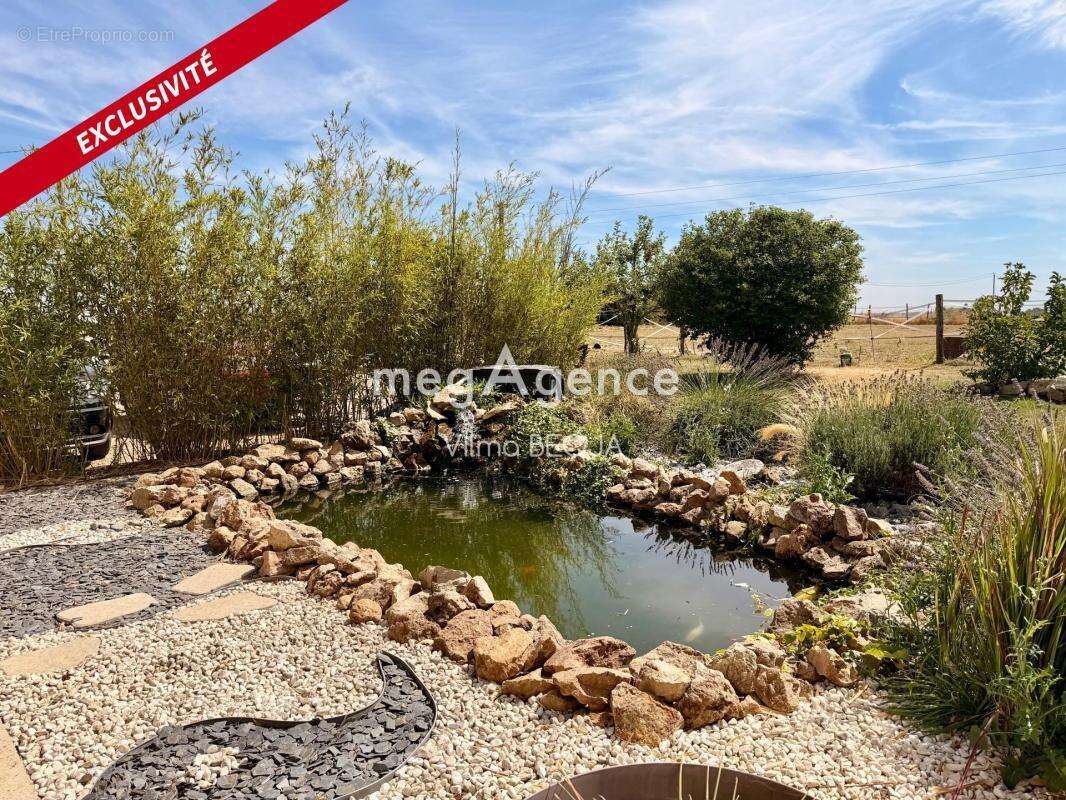 Superbe longère de caractère – 167 m² – Terrain de 4 580 - photo 20