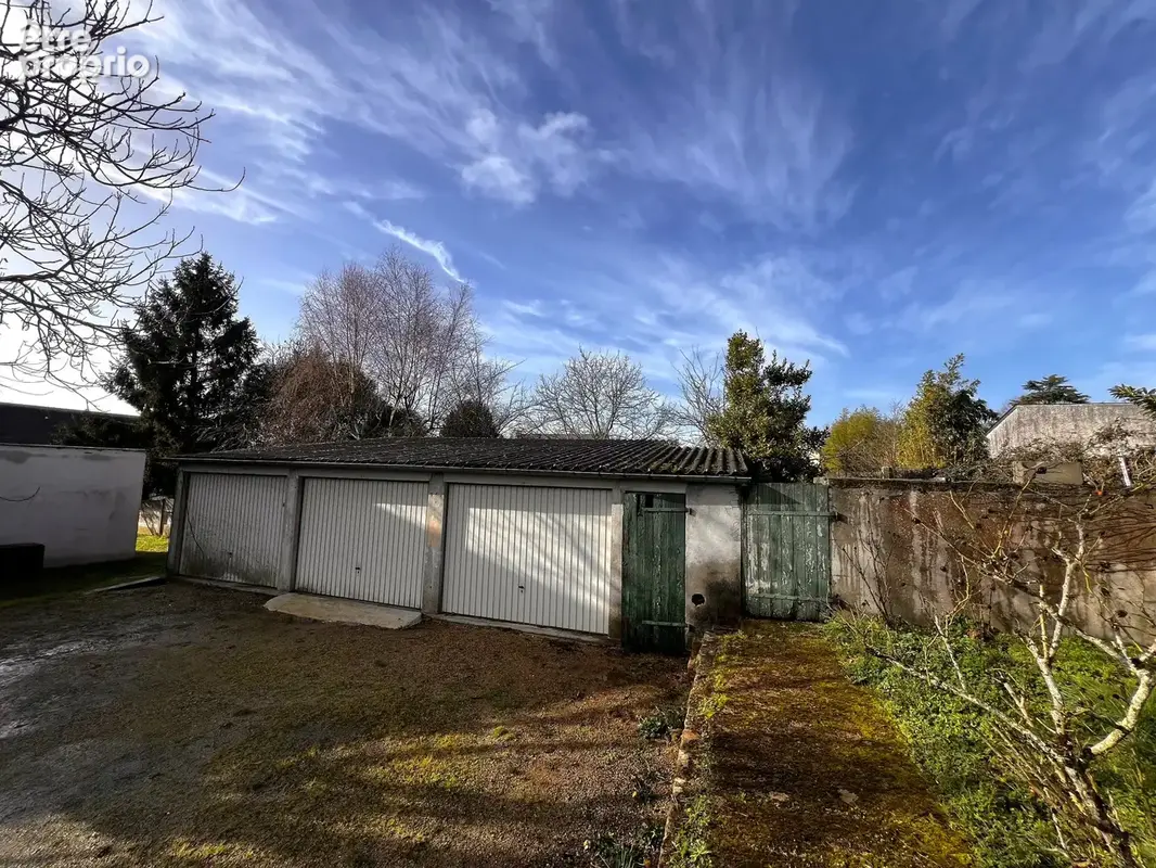 Maison familiale - Bourg de Petit-Mars - 5 chambres - photo 12