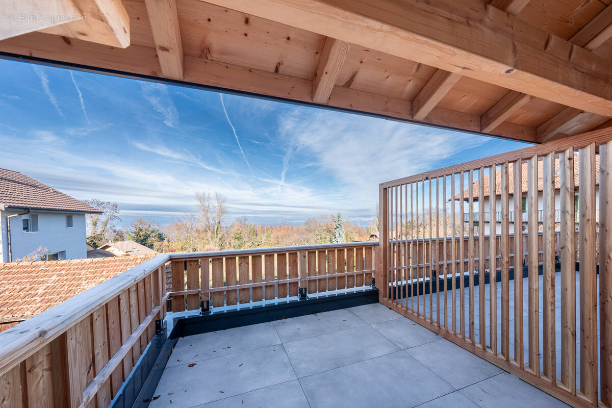 Appartement à EVIAN-LES-BAINS