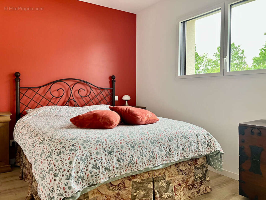 Maison Nieul Le Dolent 7 pièce(s) 140 m² - photo 10