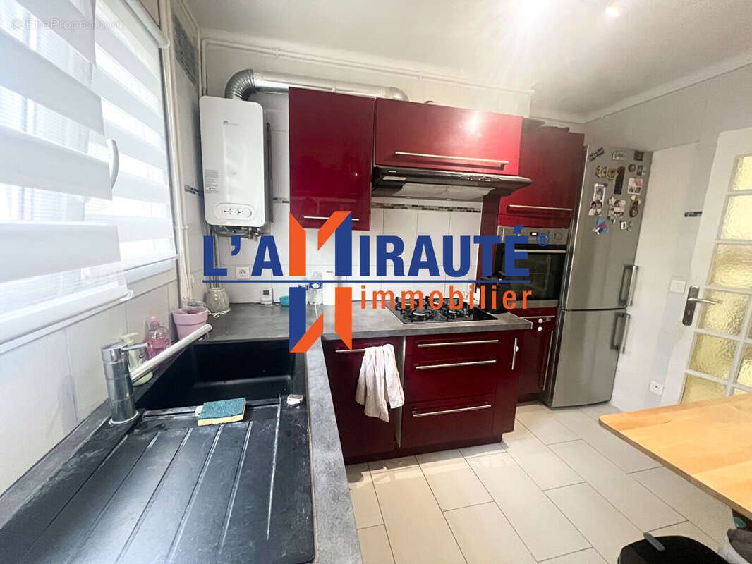 Appartement à SARTROUVILLE