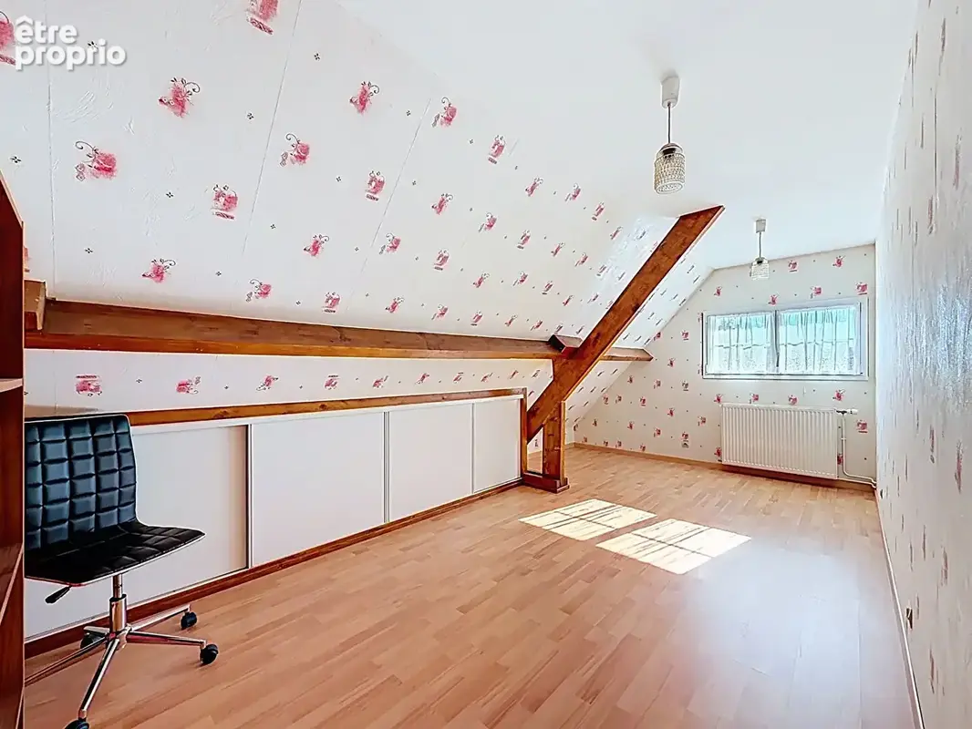 Maison Neauphle Le Château 8 pièce(s) 137.40 m2 - photo 10