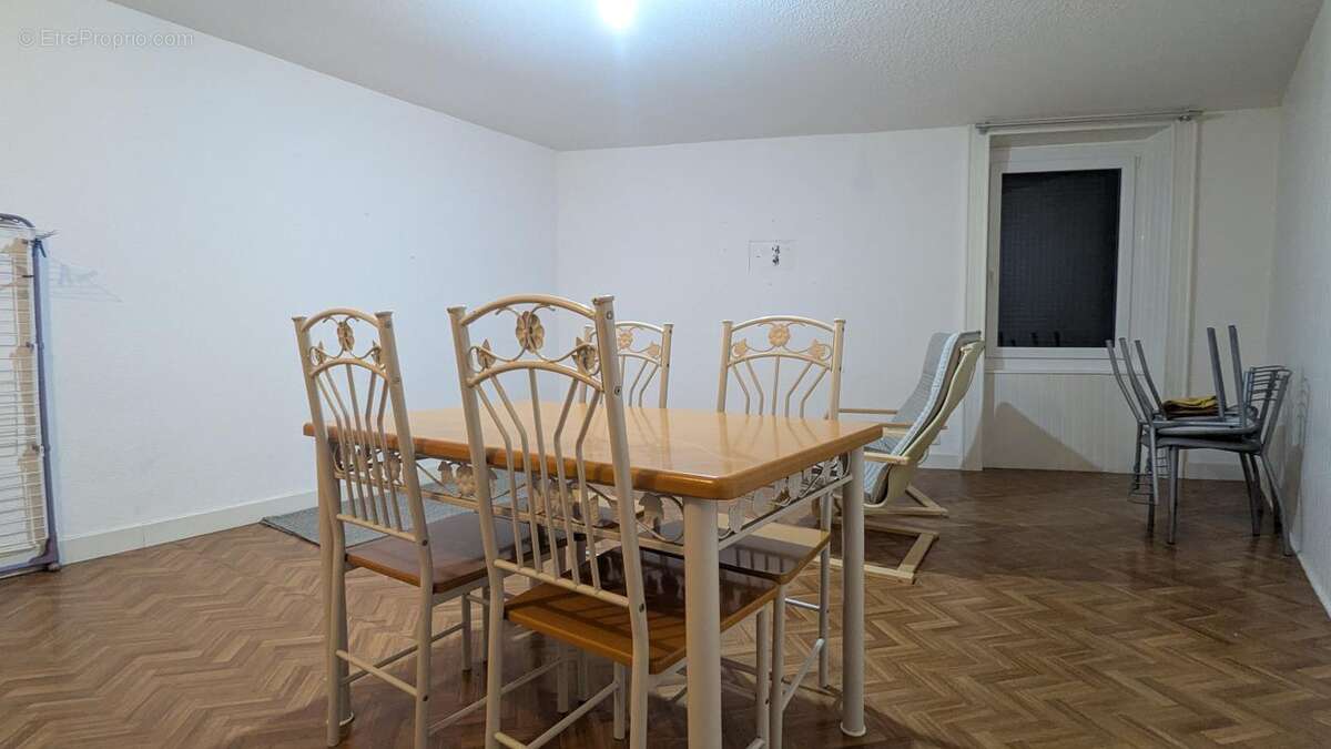 Maison 199 m² à Saint-Remy-Sur-Durolle  - photo 8