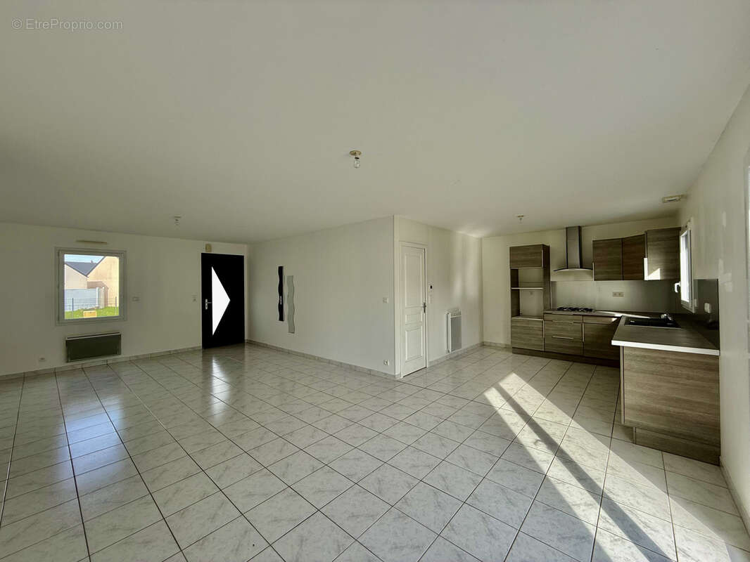 Maison à NOTRE-DAME-DES-LANDES