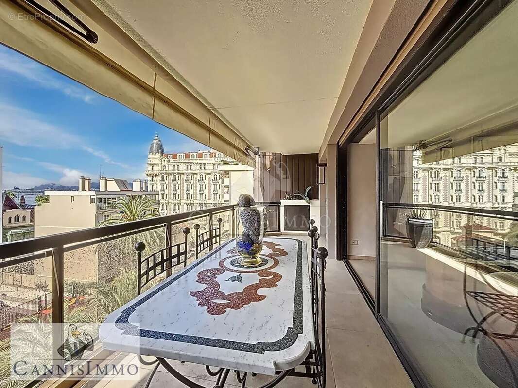 Appartement à CANNES