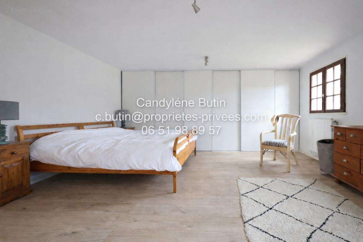 Maison de village de pierres grand garage et jardin - photo 10