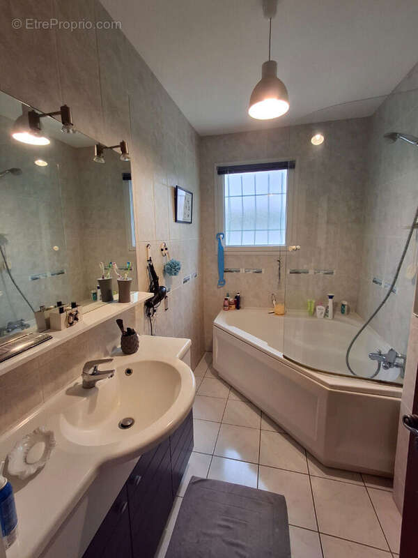 Maison à SAINT-CHRISTOPHE