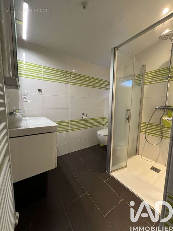 Maison 188 m² à La Foret-Sur-Sevre  - photo 9
