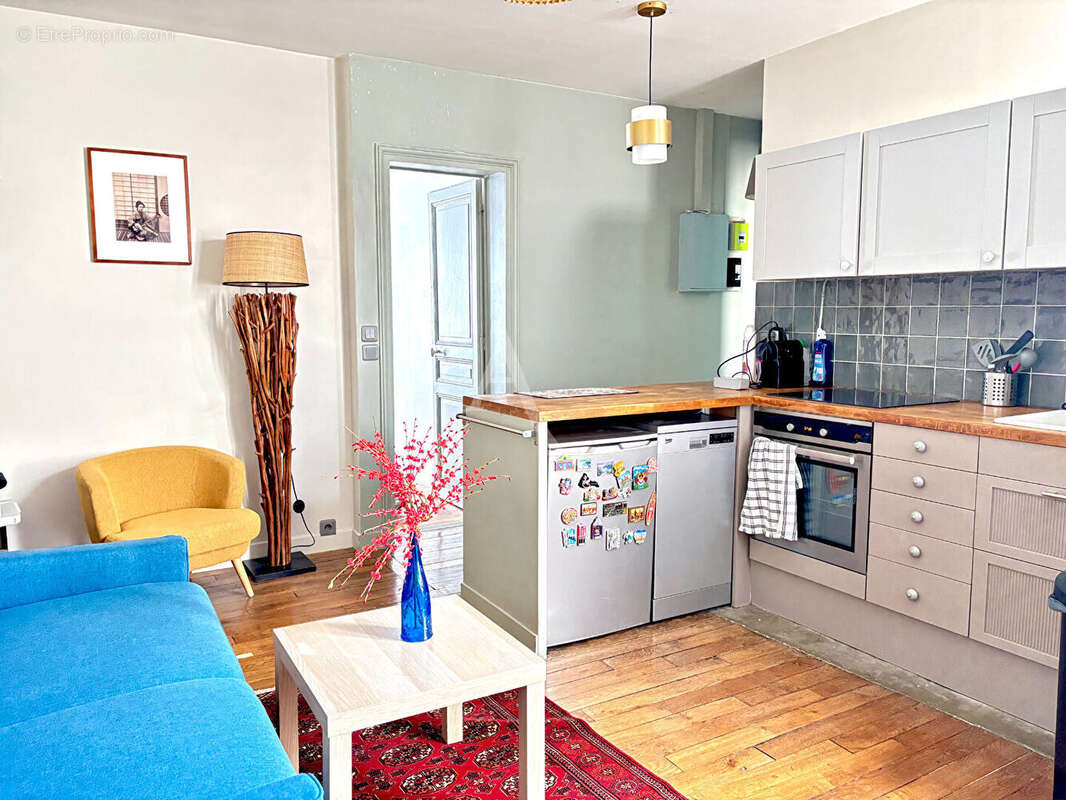 Appartement à PARIS-11E