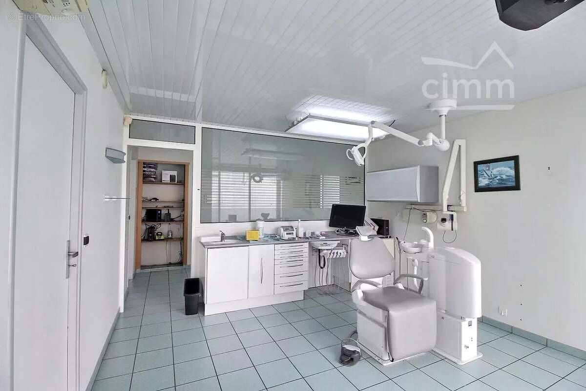 Commerce à JOUE-LES-TOURS