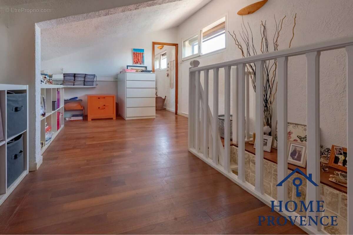Appartement 4 pièces en duplex – Centre-ville – Dernier étage – Six-Fours-les-Plages - photo 9