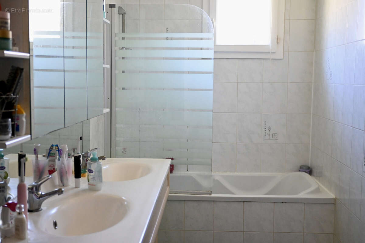 À VENDRE   Ensemble immobilier avec forte rentabilité à Montolieu (village du livre) - photo 21