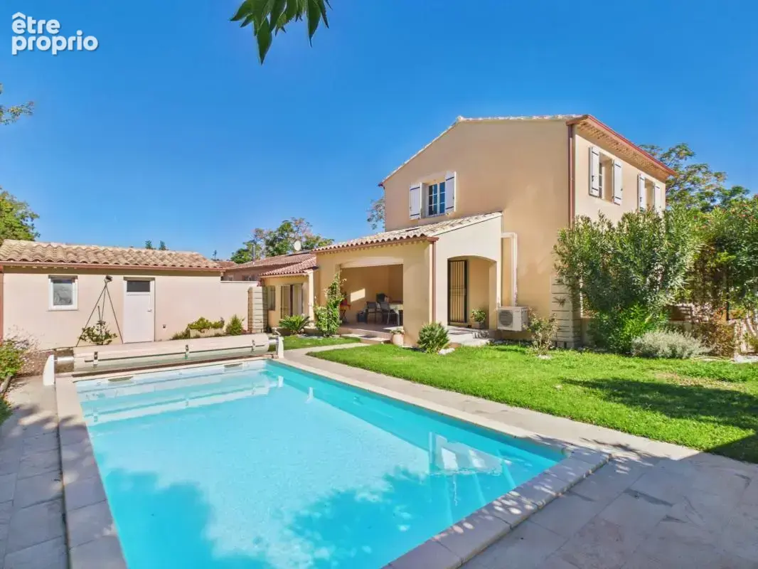 Exclusivité, jolie maison avec piscine, 4 chambres et prestatio - photo 1