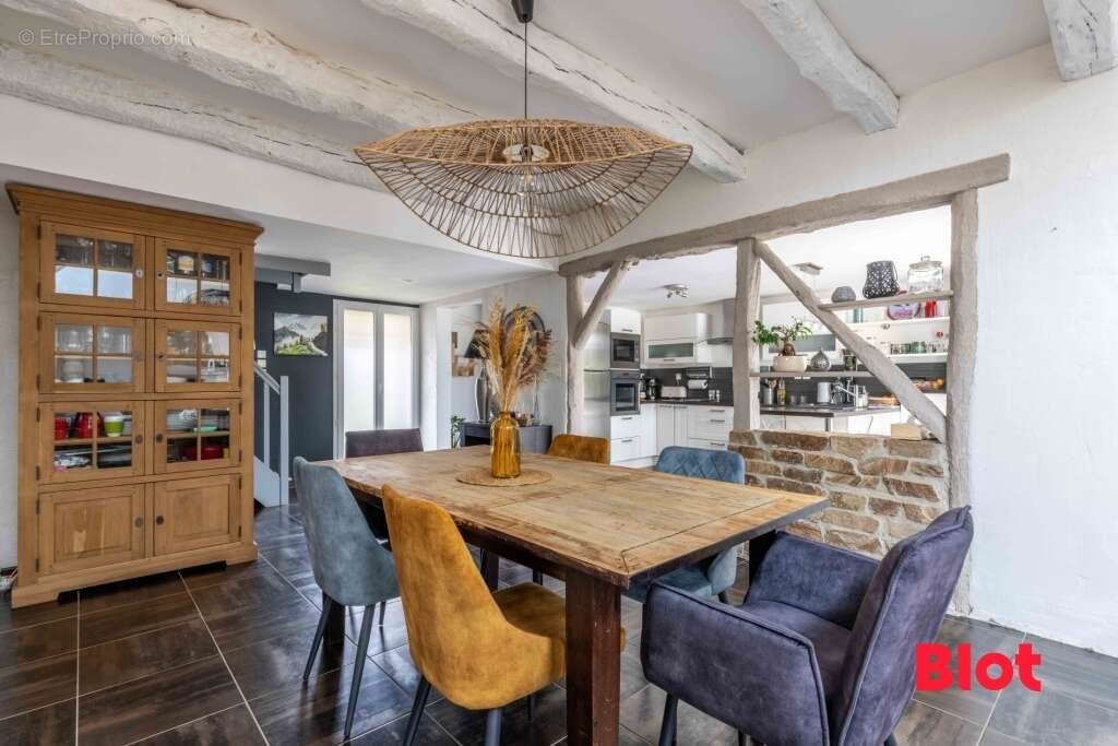 Maison à CHAVAGNE