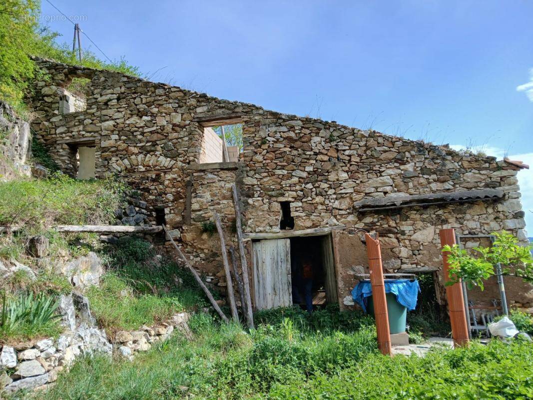 Terrain à CORSAVY