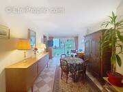 Appartement à L'HAY-LES-ROSES