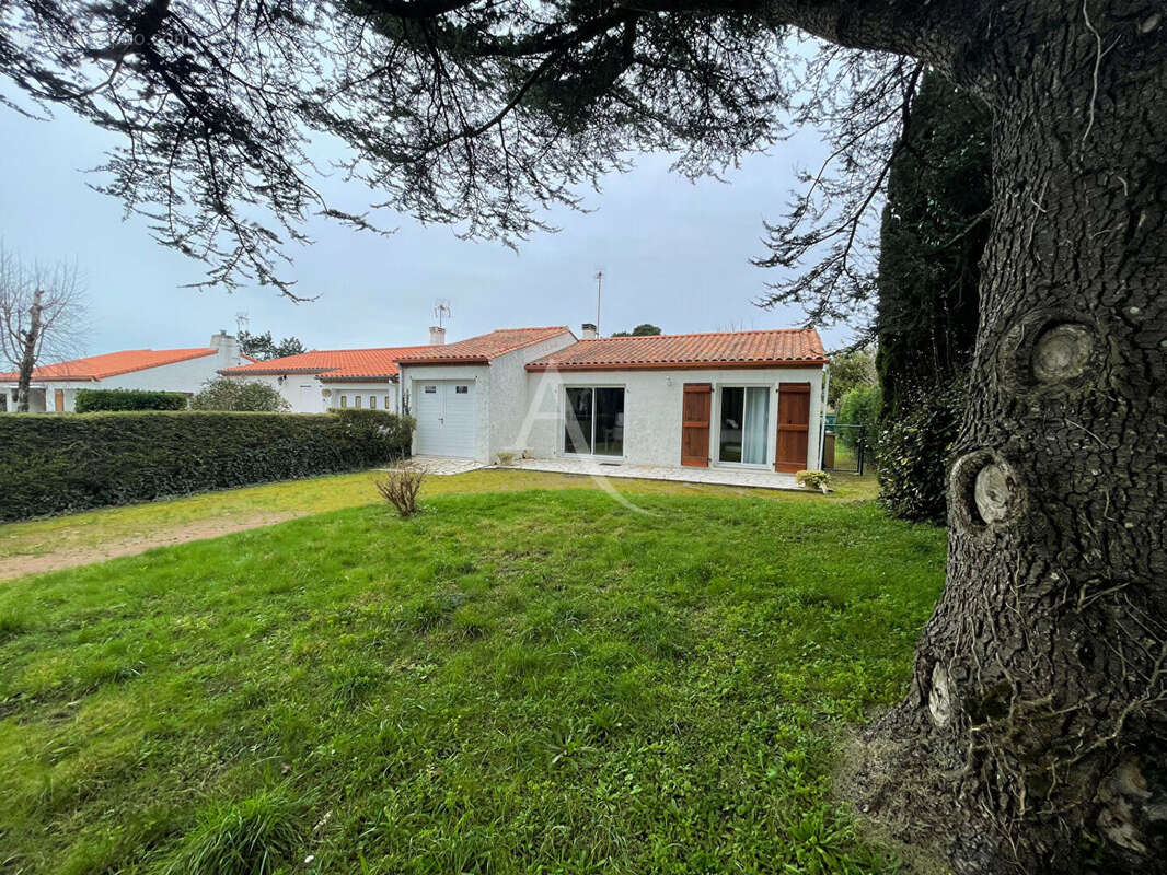 Maison à SAINT-VINCENT-SUR-JARD