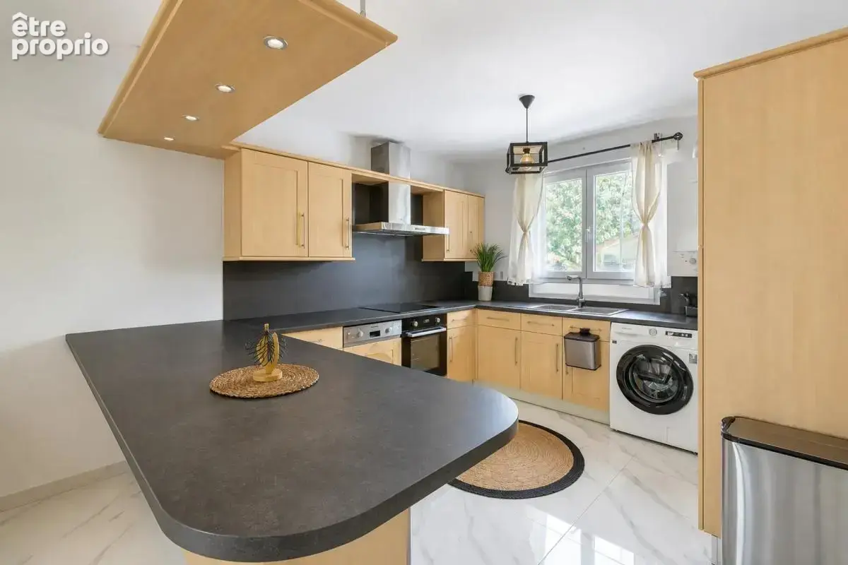 Appartement 3 pièces de 63 m² à Vénissieux - photo 8