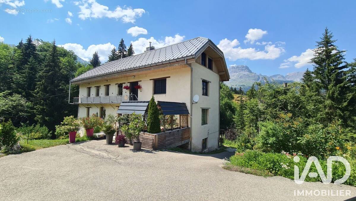 Photo 1 - Maison à SALLANCHES