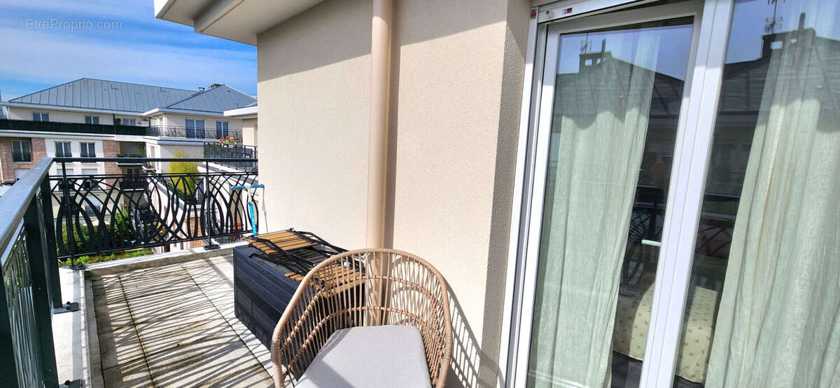 Appartement à SAINT-GRATIEN