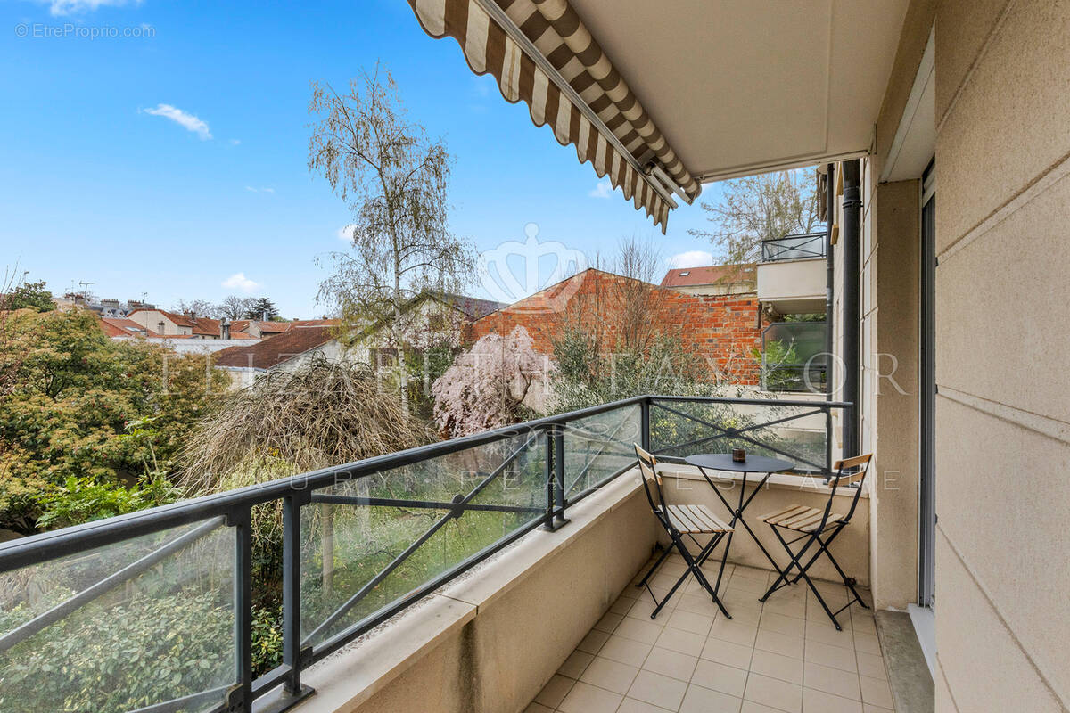 Appartement à LE VESINET