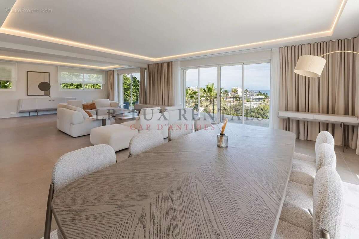 Maison à ANTIBES