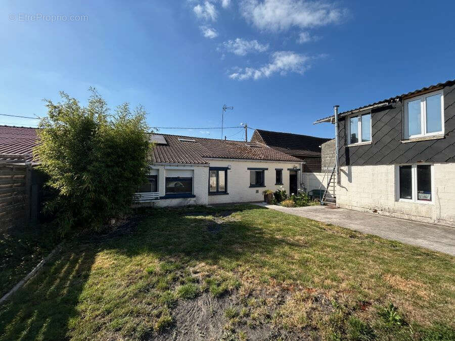 Maison à HASNON